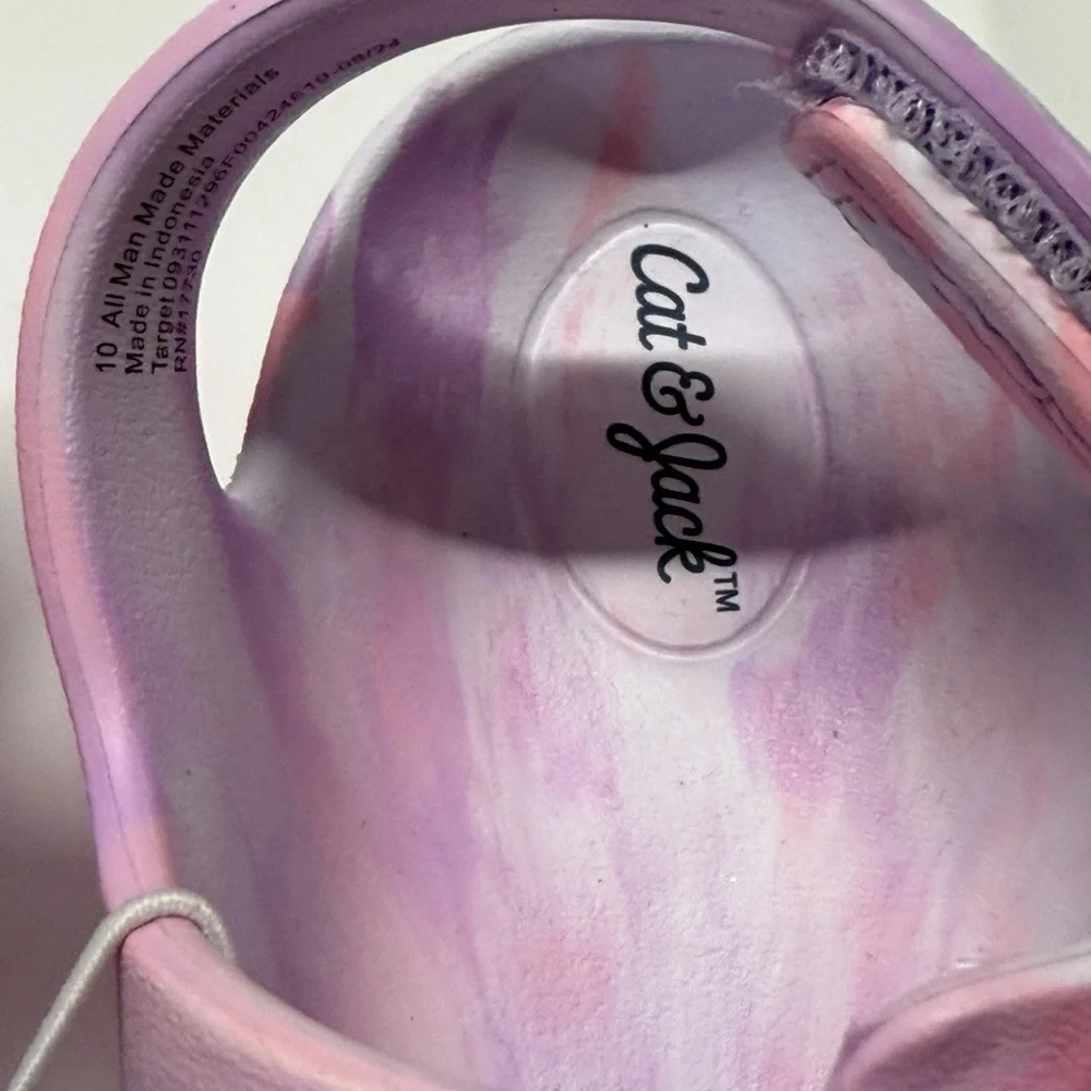 Cat & Jack Girls’‎ Pink and Lavender Sandals